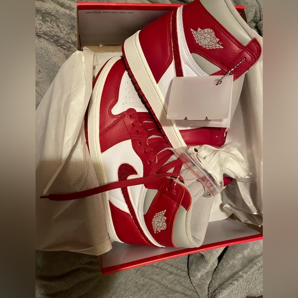Air Jordan mid \